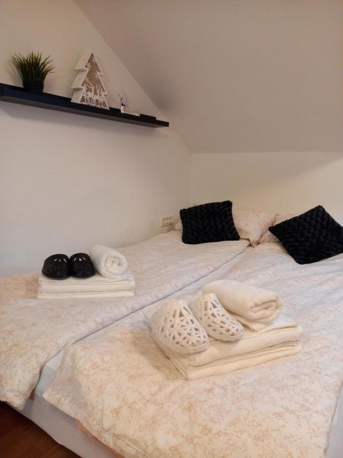 Apartma Happy ครานสกา โกรา ภายนอก รูปภาพ