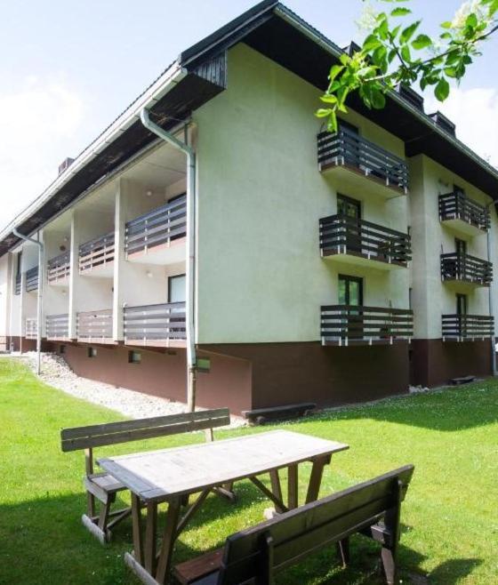 Apartma Happy ครานสกา โกรา ภายนอก รูปภาพ